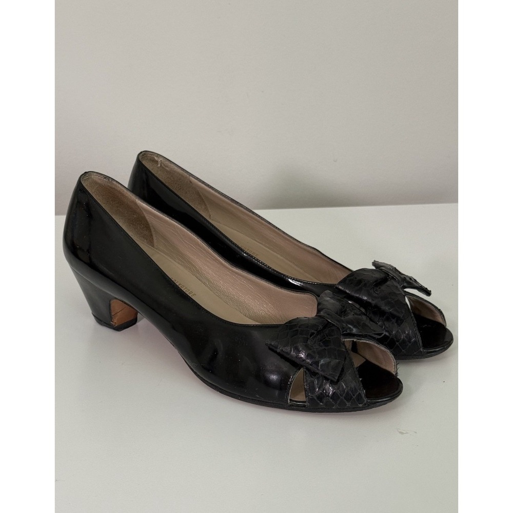 Salvatore Ferragamo Patent Leather Snake Skin Peep Toe Heel Sz 7B Formal Career